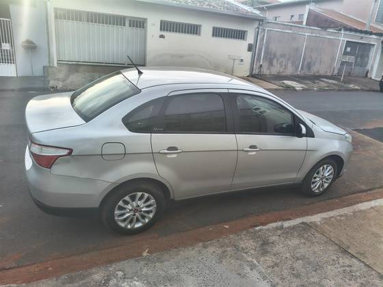 FIAT GRAND SIENA 1.4 MPI ATTRACTIVE 8V FLEX 4P MANUAL
